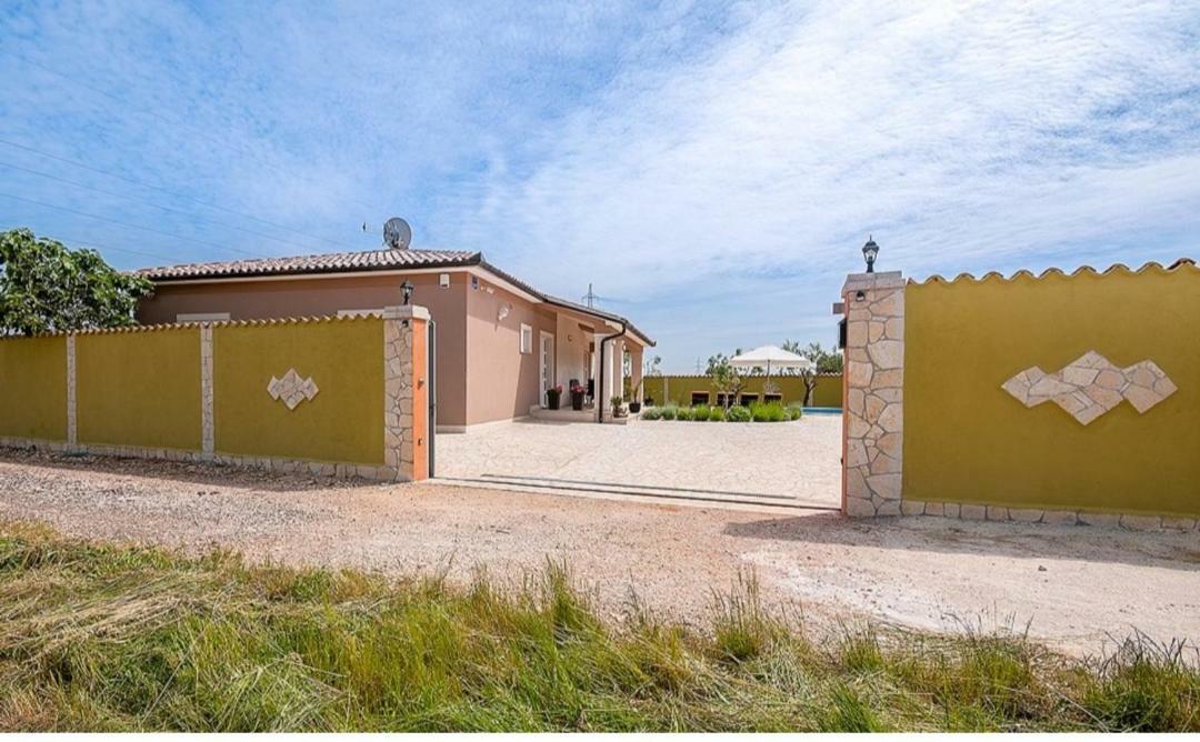 Villa Zafirah PUY Eksteriør bilde